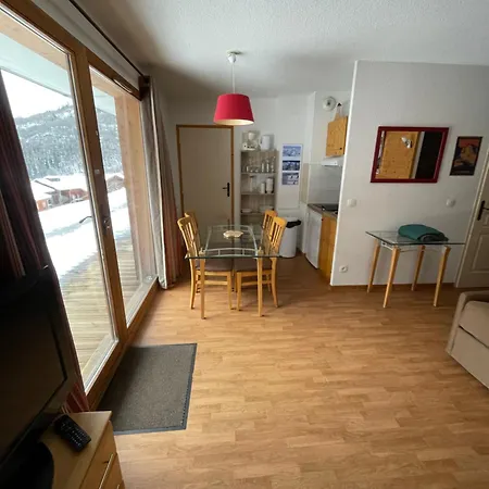 3 Vallees - & Piscine - 006 * Orelle